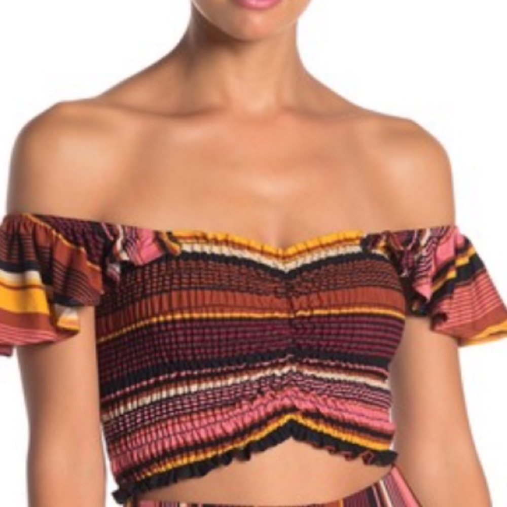 Dee Elly crop top